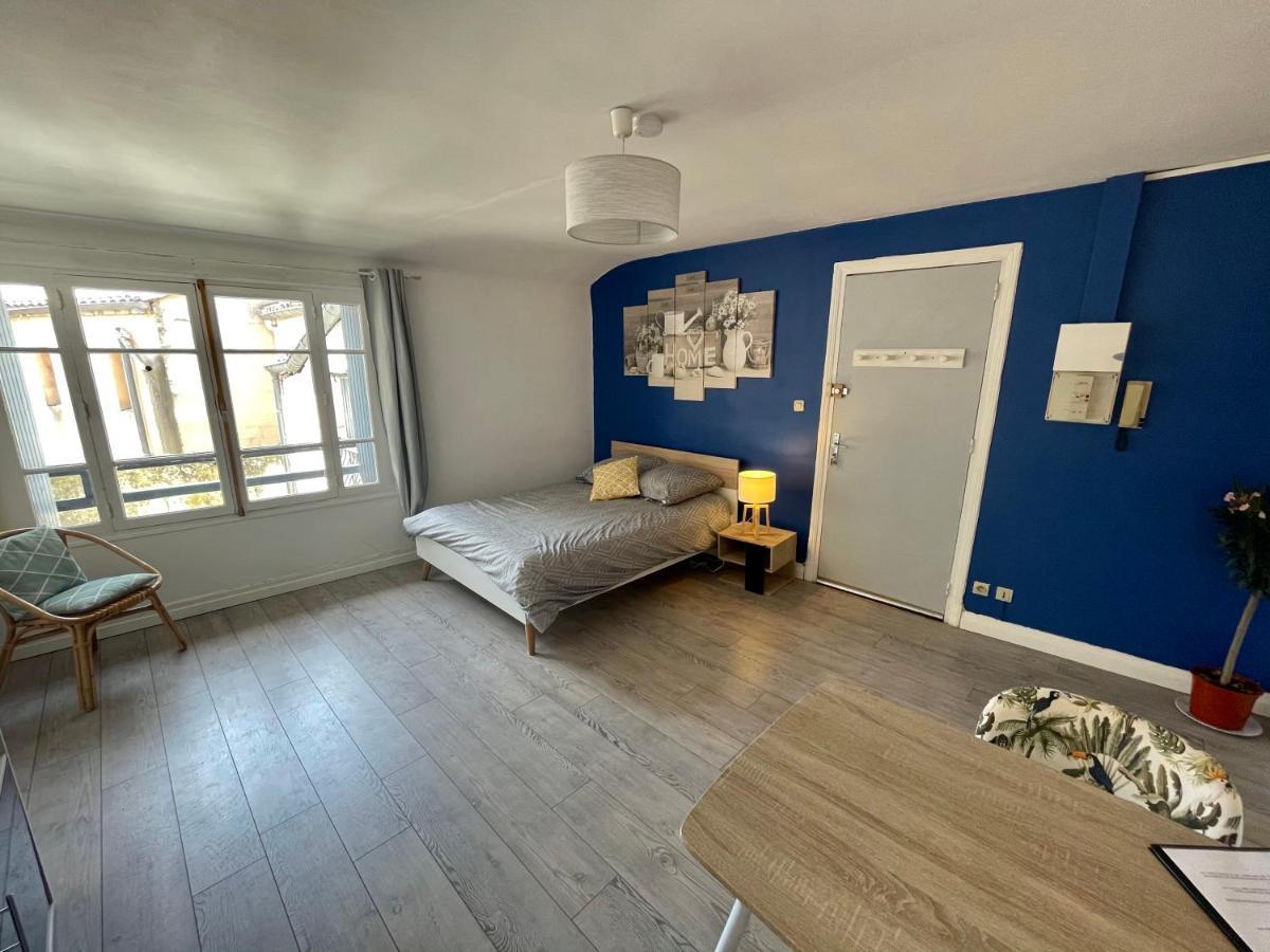 Appartement Entier Moissac Centre 30 M2 Calme Avec Cour Interieure Pour Velos A 50M Du Marche De Moissac Eksteriør billede