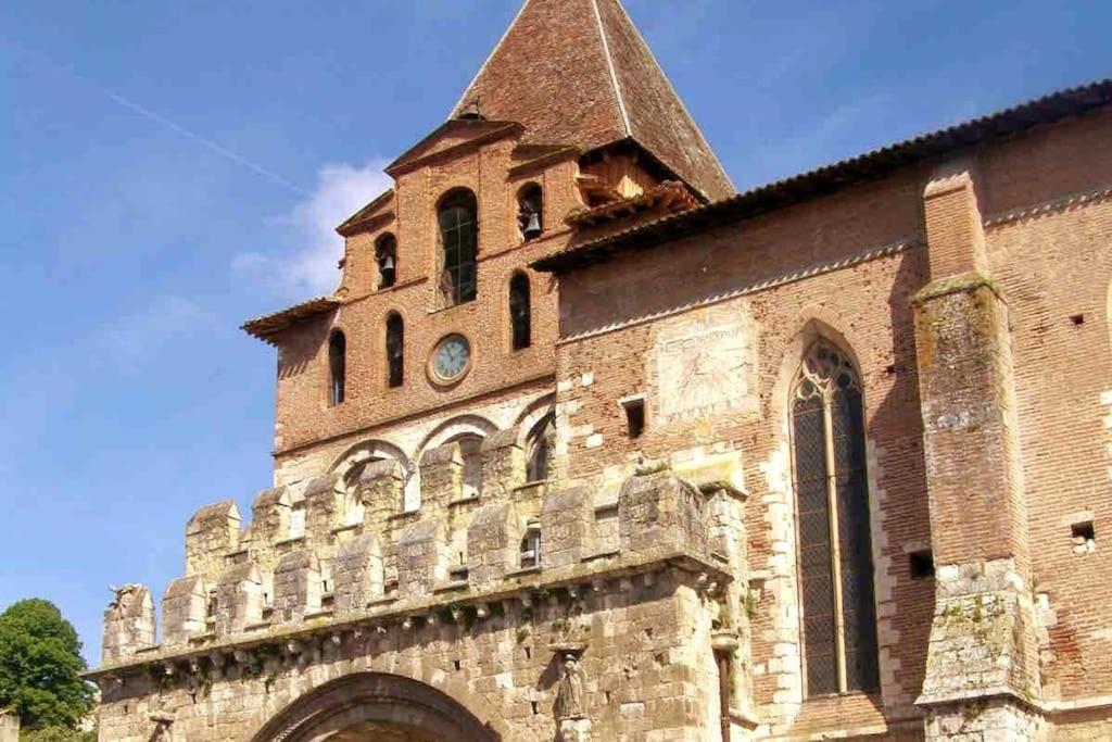 Appartement Entier Moissac Centre 30 M2 Calme Avec Cour Interieure Pour Velos A 50M Du Marche De Moissac Eksteriør billede